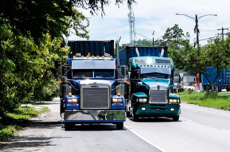Freightliner · Plata
